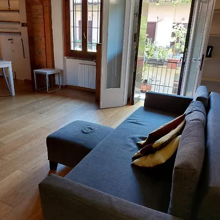 Quarto em Acomodações Particulares Naviglio House Milão